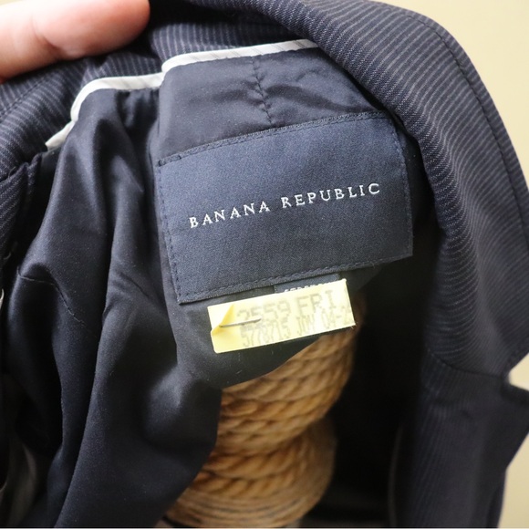 BANANA REPUBLIC Blazer and skirt set formal pinstripe - Picture 4 of 11